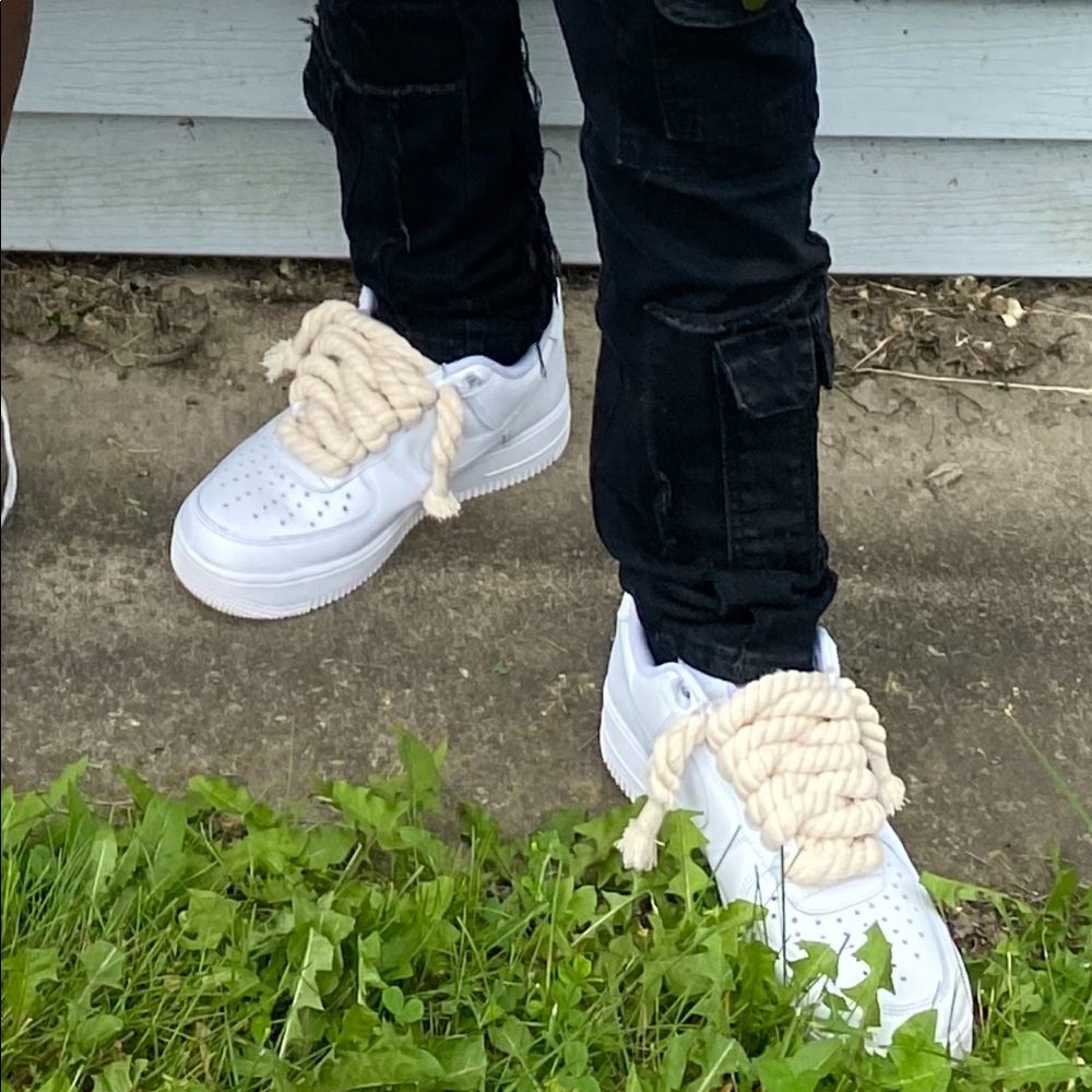 AF1’s Custom - Picture 5 of 5